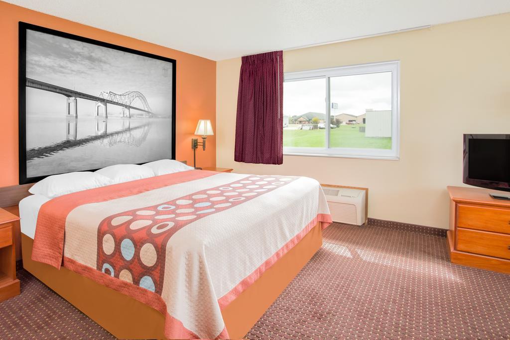 Super 8 By Wyndham Waverly Exterior foto